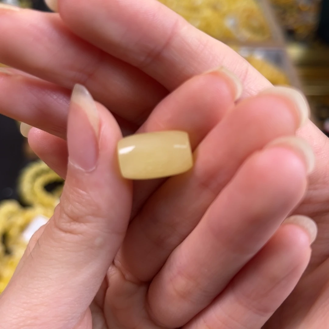 裸石琥珀未镶嵌琥珀