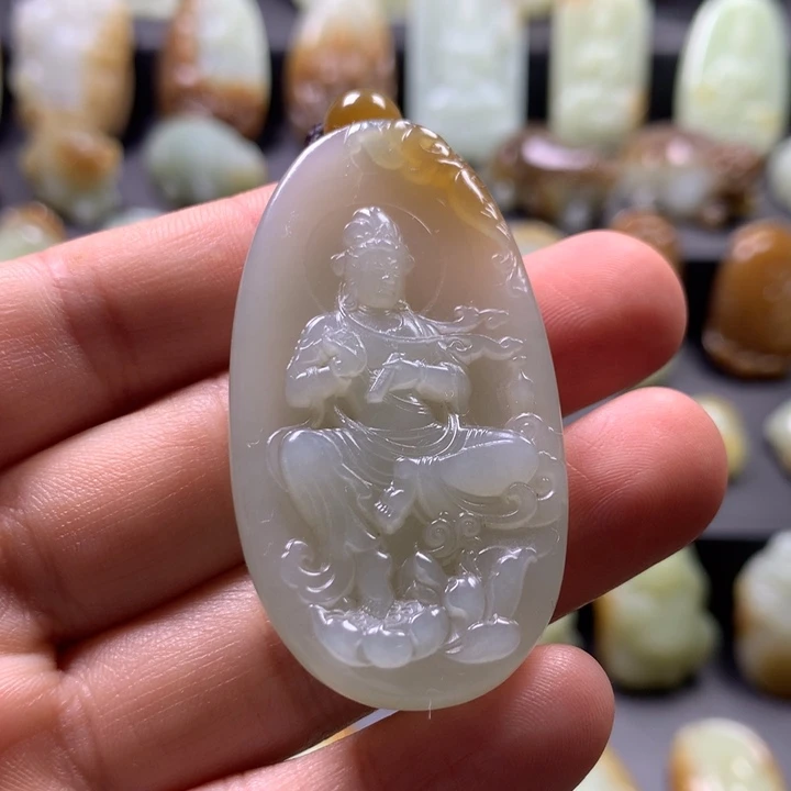 和田玉（糖玉）未镶嵌颈饰
