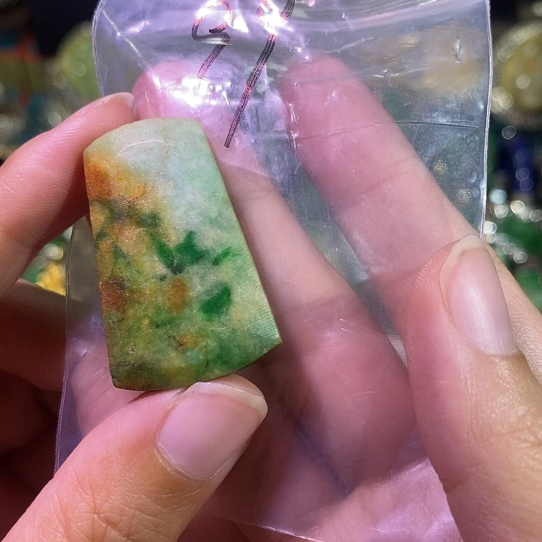 无非金属吊坠炸炸炸
