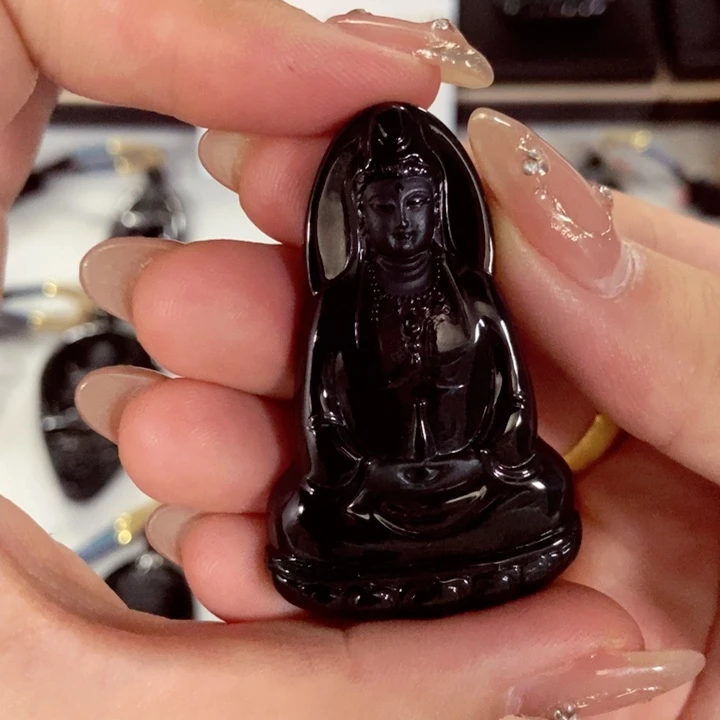 简***在颈饰未镶嵌翡翠翡翠