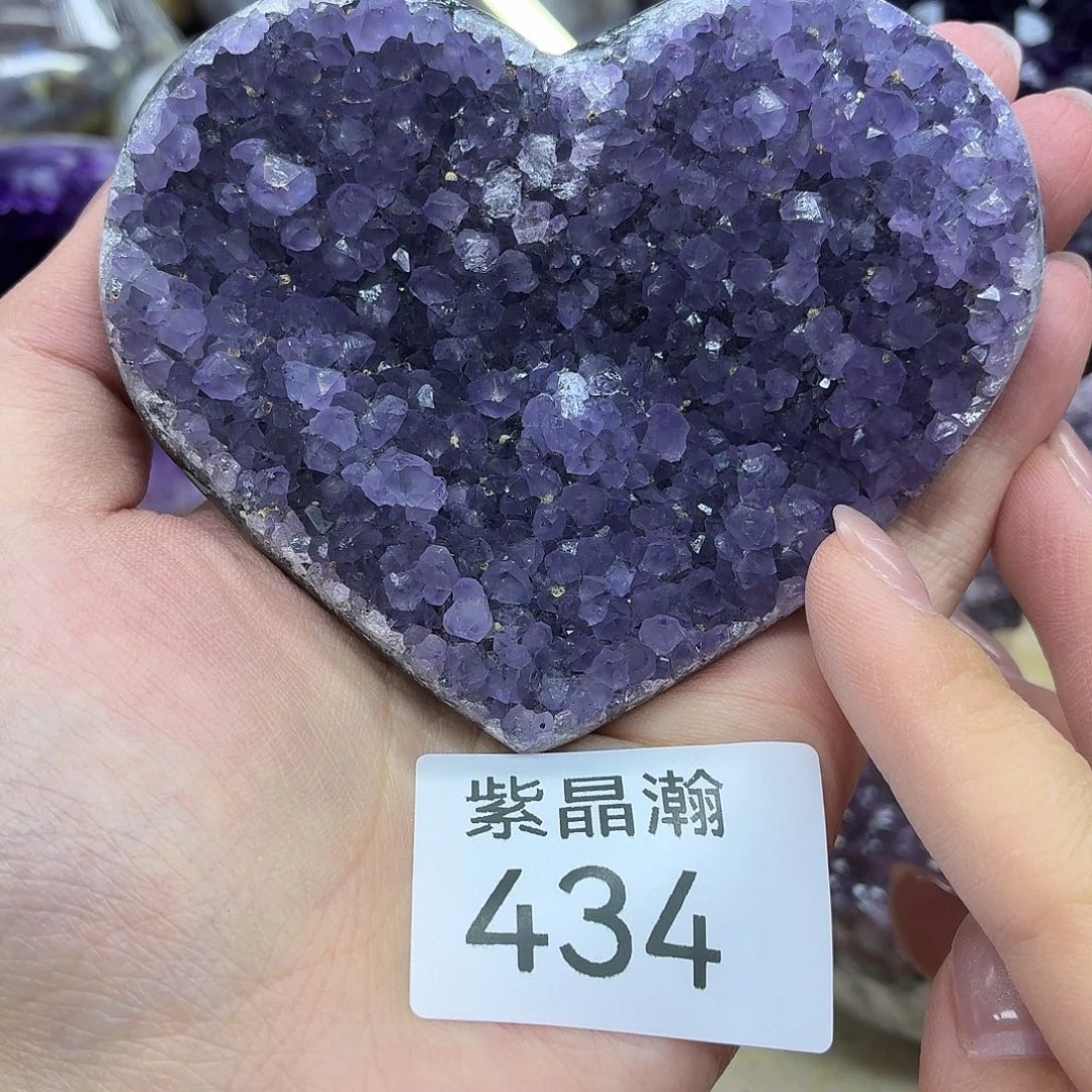 未镶嵌水晶大型摆件（非配饰）