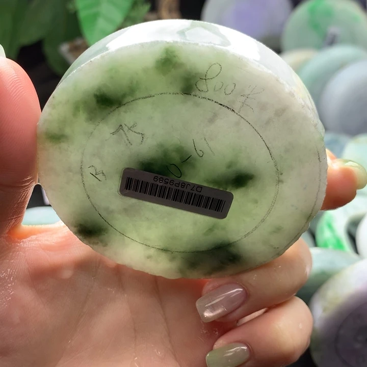 未镶嵌手镯定制翡翠