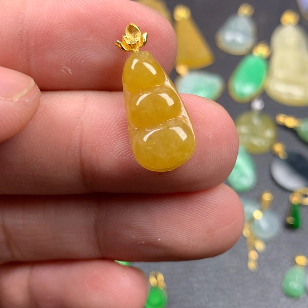 【闪购商品】颈饰18K金镶嵌翡翠翡翠