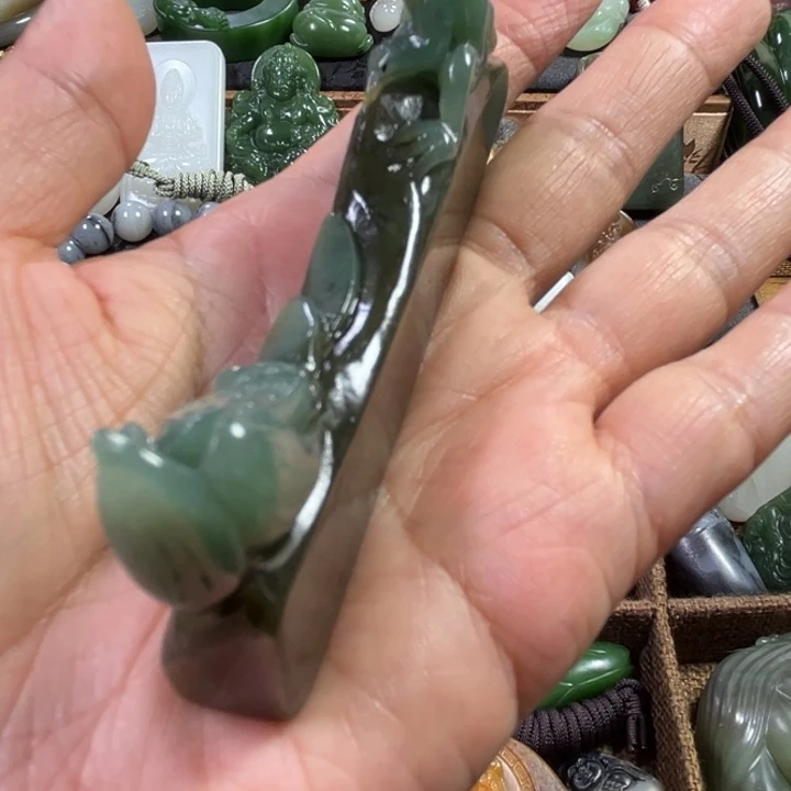 和田玉（碧玉）未镶嵌摆件