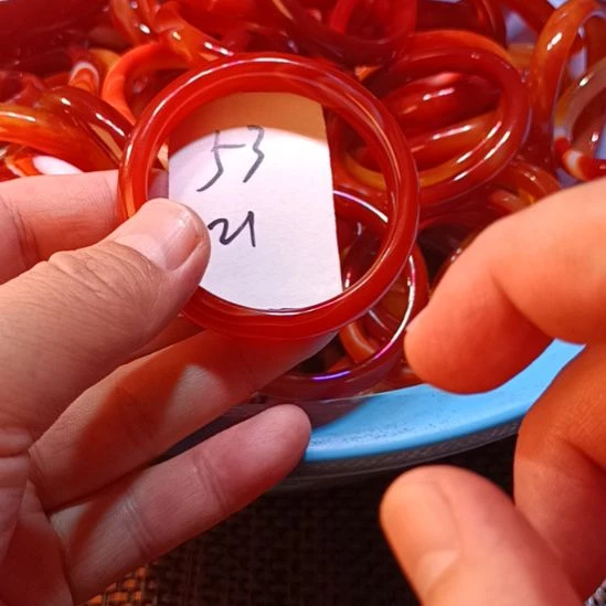 玛瑙/玉髓未镶嵌手镯