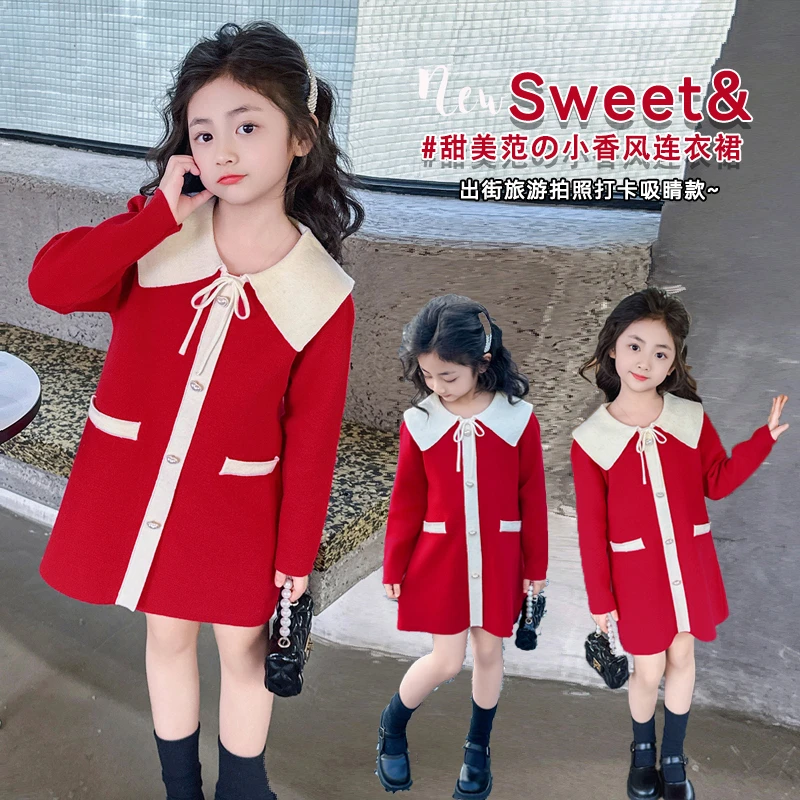 女童毛衣秋冬新款时尚洋气女孩小香风红色甜美爱心扣子连衣裙