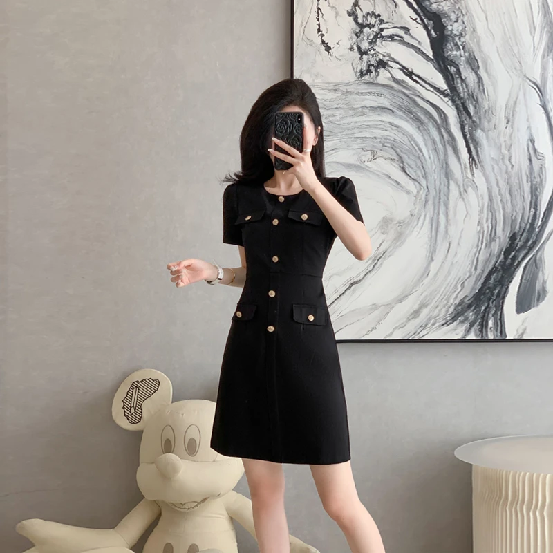法式小香风高级感百搭连衣裙女夏季新款收腰显瘦裙子赫本风小黑裙