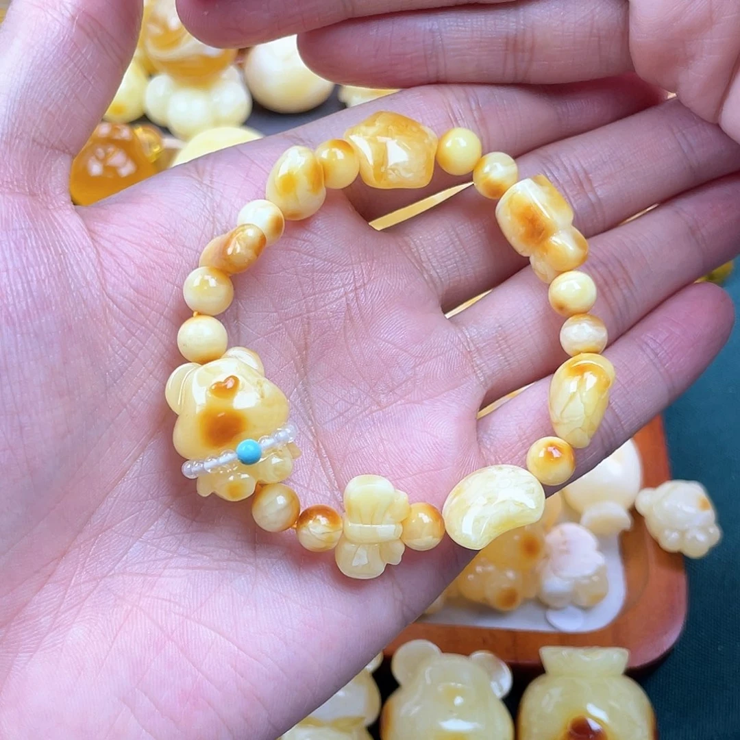 琥珀裸石未镶嵌蜜蜡