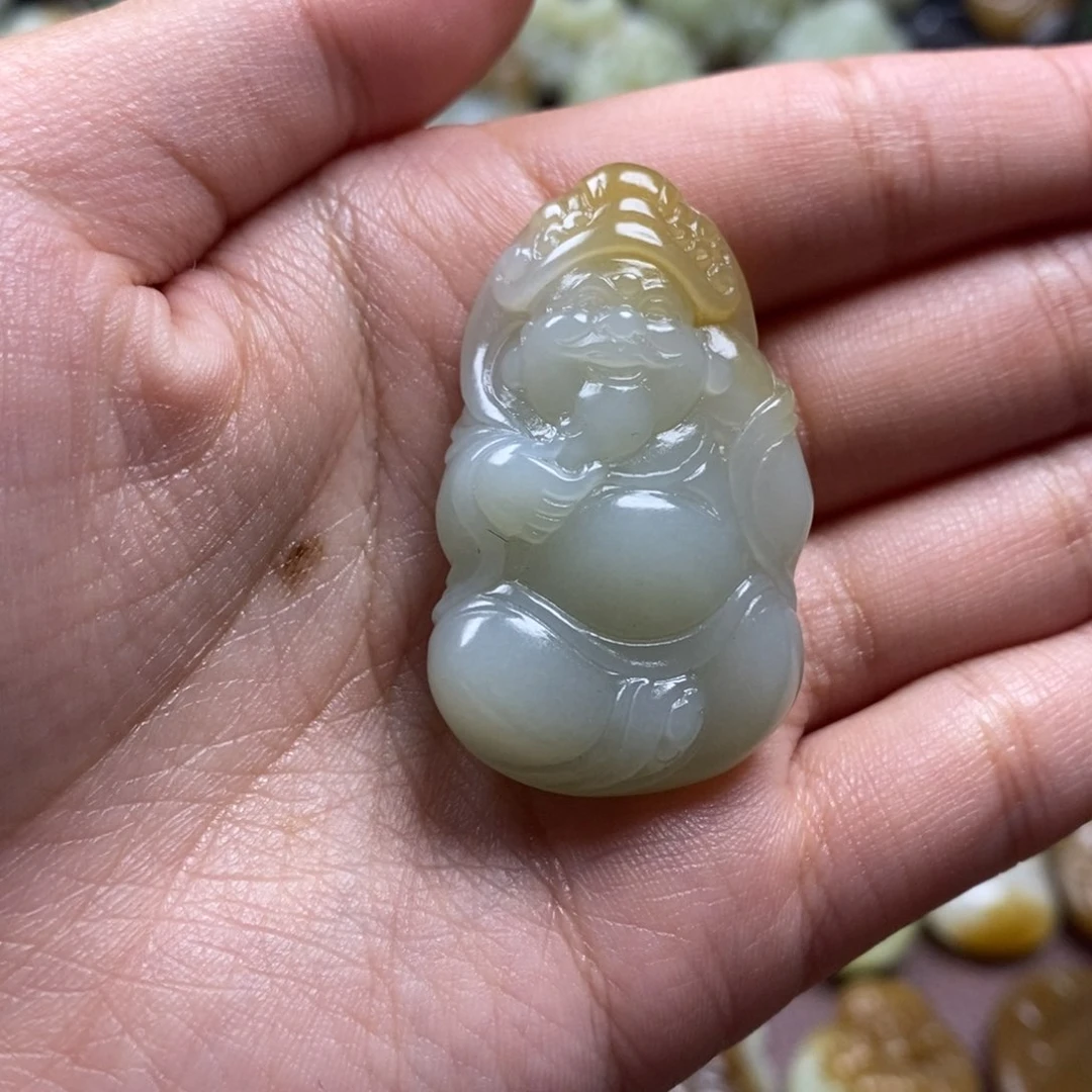 吊坠(不含链)未镶嵌和田玉（糖玉）执*