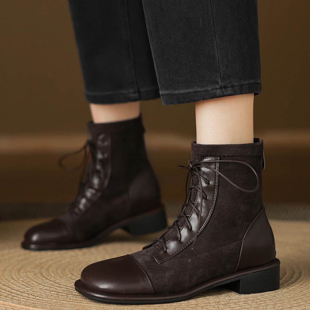 美拉德大码短靴时尚复古百搭英伦风低跟系带马丁靴黑色粗跟瘦瘦靴