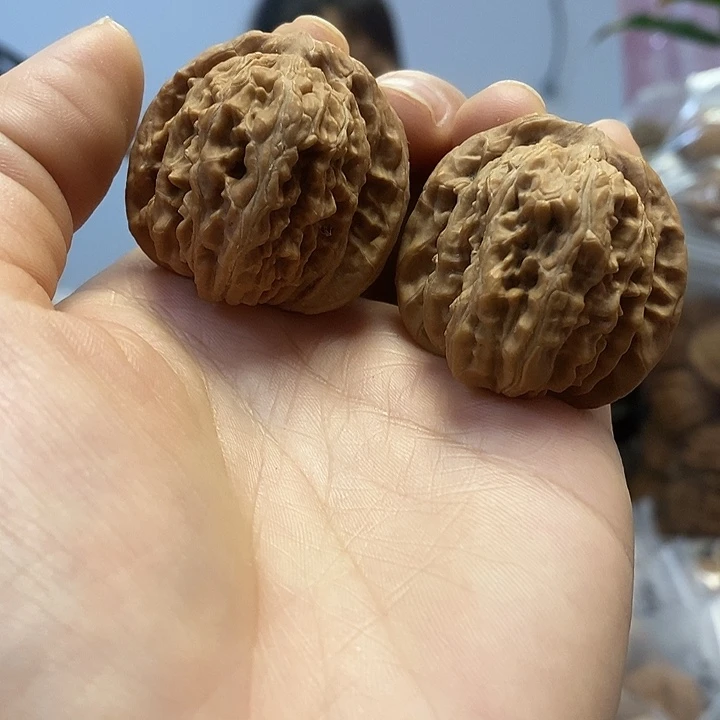 文玩核桃把件37山地楼