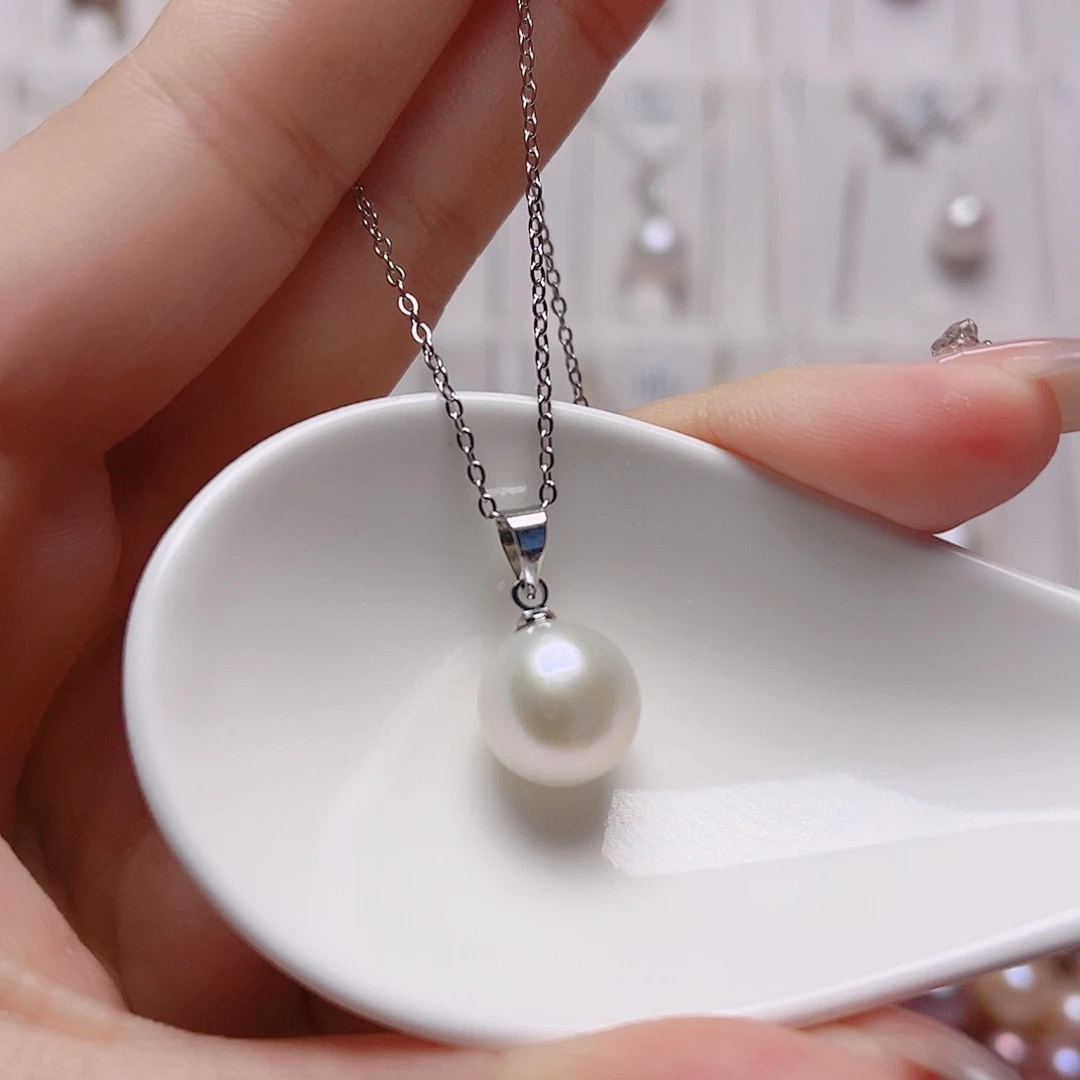 淡水珍珠吊坠(赠链)未镶嵌