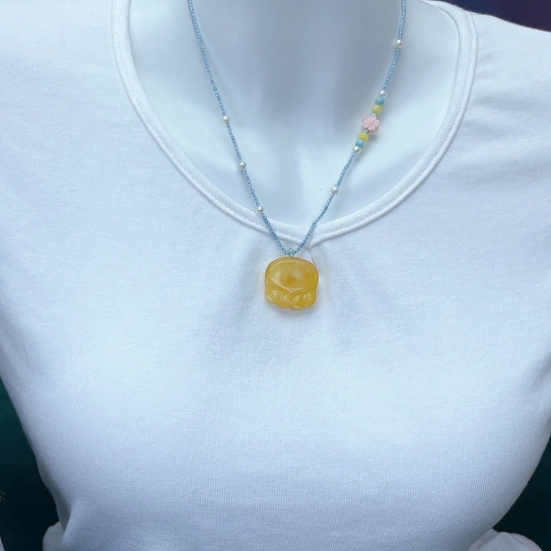 琥珀裸石未镶嵌蜜蜡