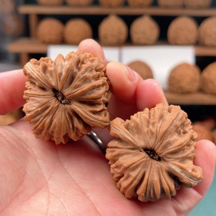 文玩核桃把件43平谷四座楼