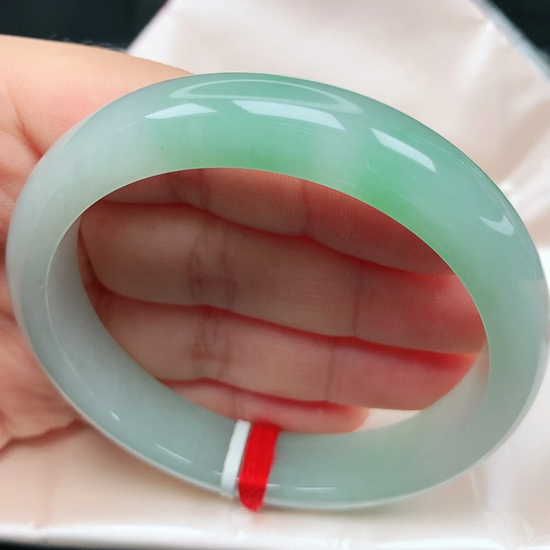 未镶嵌手镯翡翠28冰胶飘绿