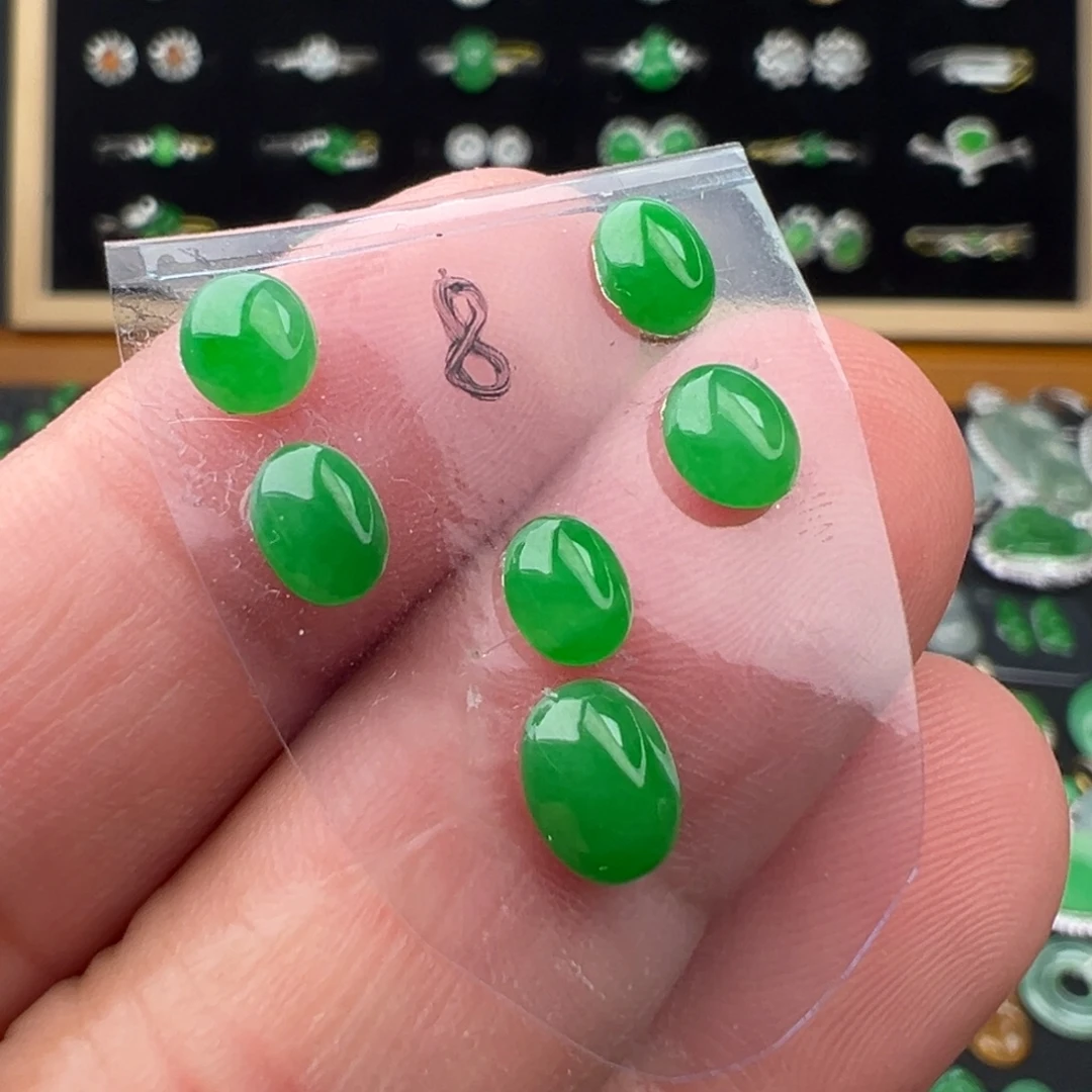 翡翠未镶嵌颈饰8号套链