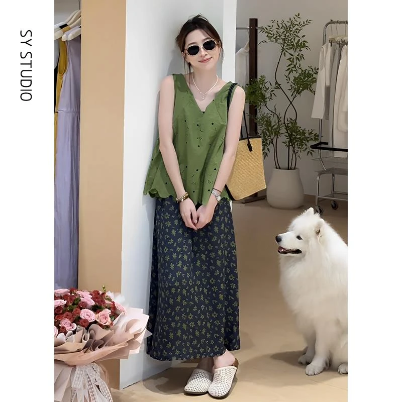 VOCKOO官方韩系绝美小套装时尚V领镂空刺绣背心女碎花半身裙显瘦