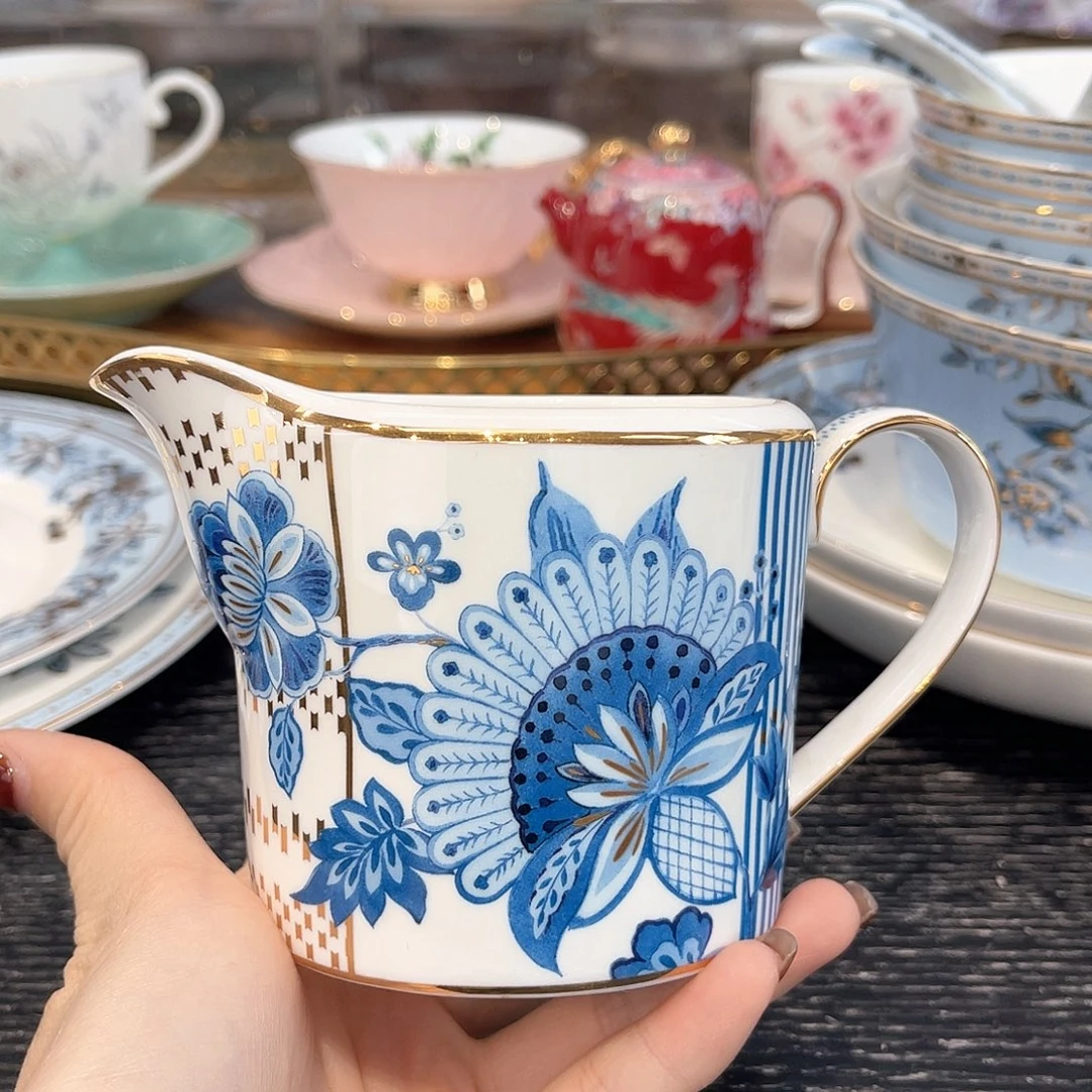 骨瓷////////：：/////：