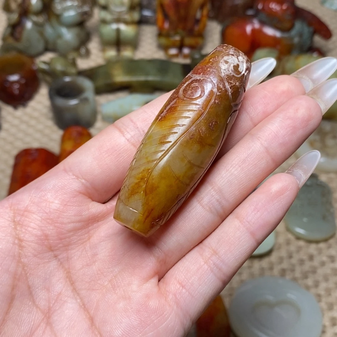 未镶嵌蛇纹石玉颈饰