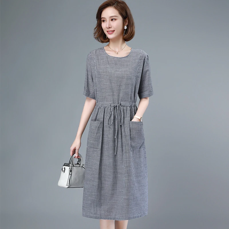 夏装纯棉连衣裙女士2025新款中年妈妈格子中长裙收腰显瘦气质裙子