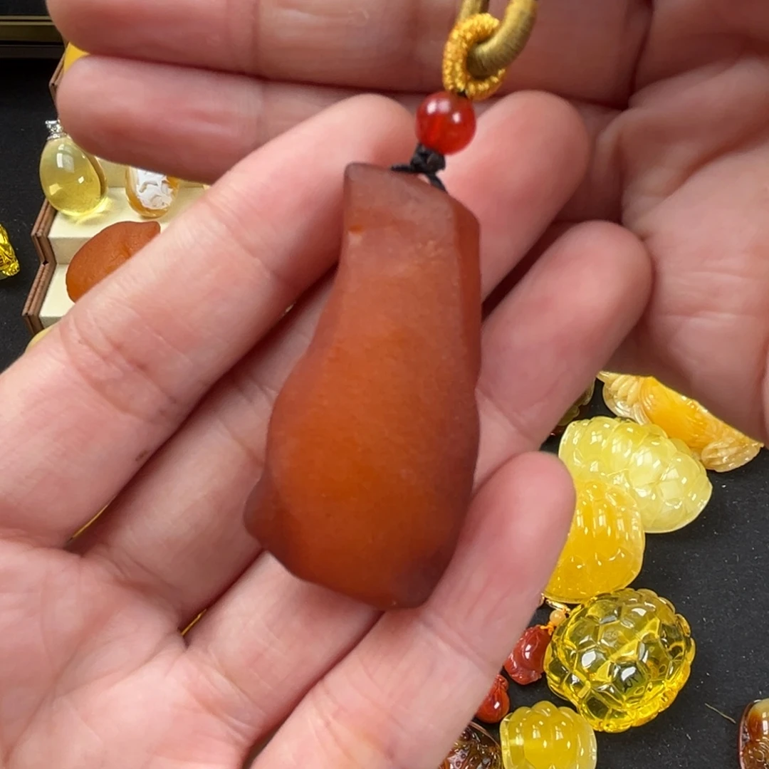 未镶嵌颈饰蜜蜡蜜蜡