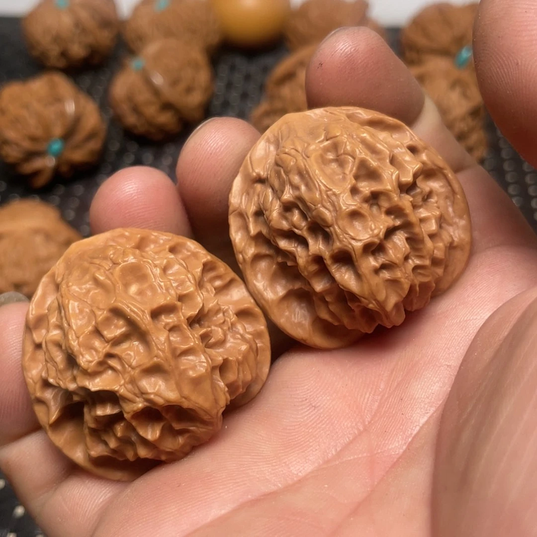 【闪购商品】文玩核桃把件38野生白蛇谷