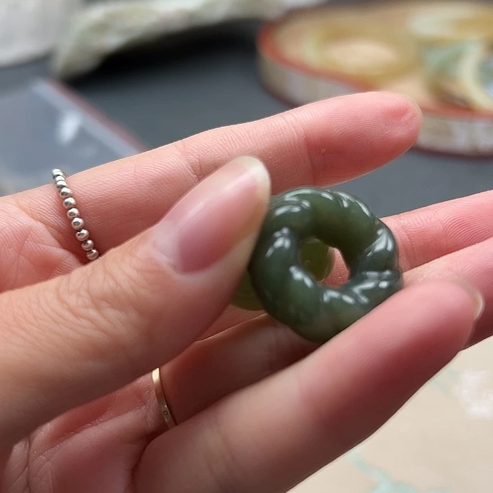 和田玉未镶嵌颈饰5