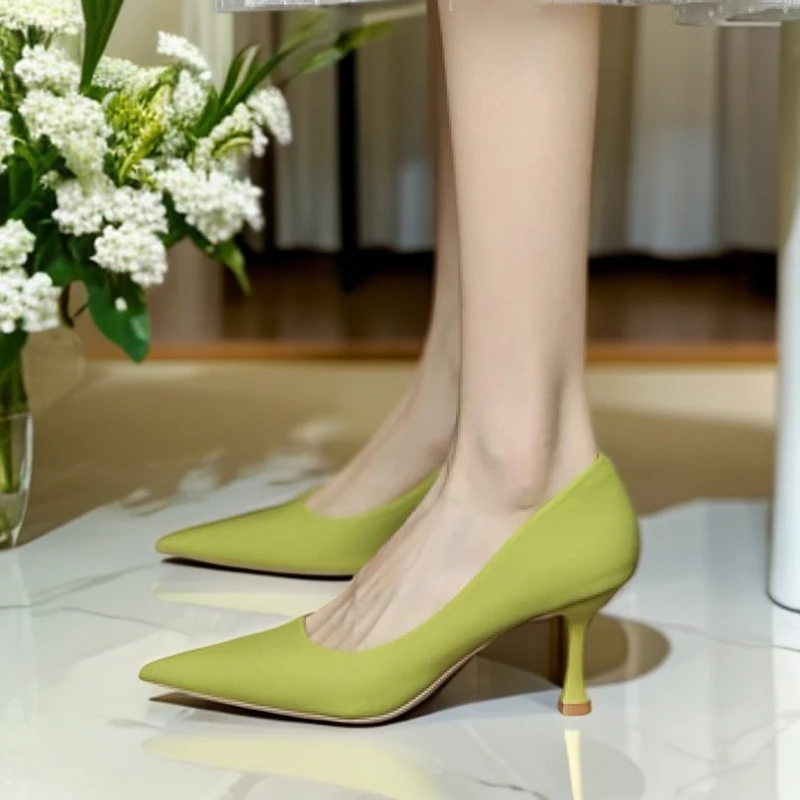 401一600孤品时尚百搭扣号女鞋（偶有瑕疵，图片仅供参考！）