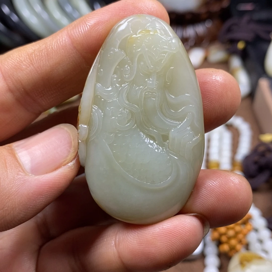 左***脑和田玉未镶嵌挂件