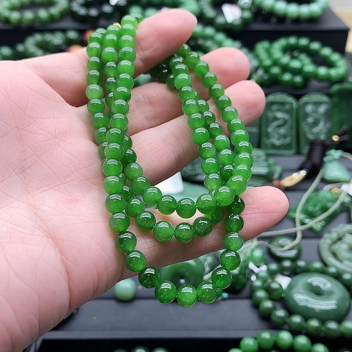 和田玉（碧玉）未镶嵌颈饰