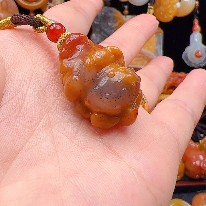 石英质玉（黄龙玉）合金手链