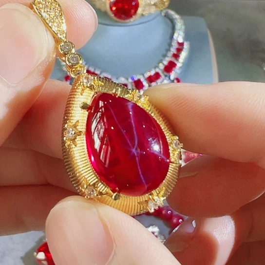 红宝石戒指未镶嵌