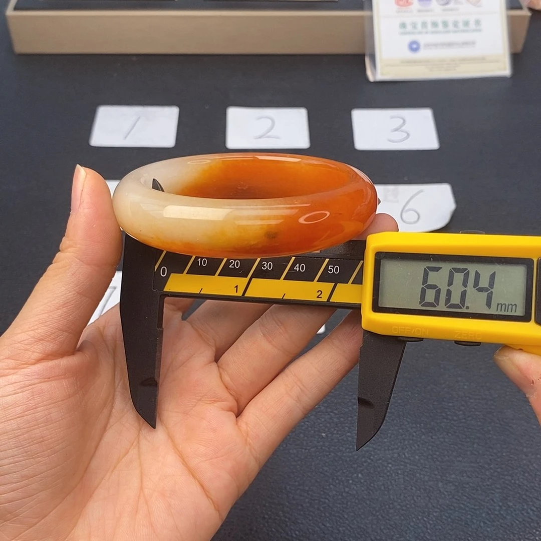 石英质玉（黄龙玉）未镶嵌手镯39号茄子山金沙老料福利