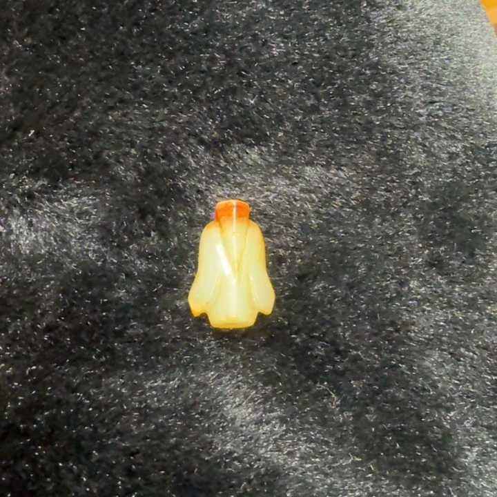 和田玉（糖玉）未镶嵌颈饰和田玉未镶嵌颈饰