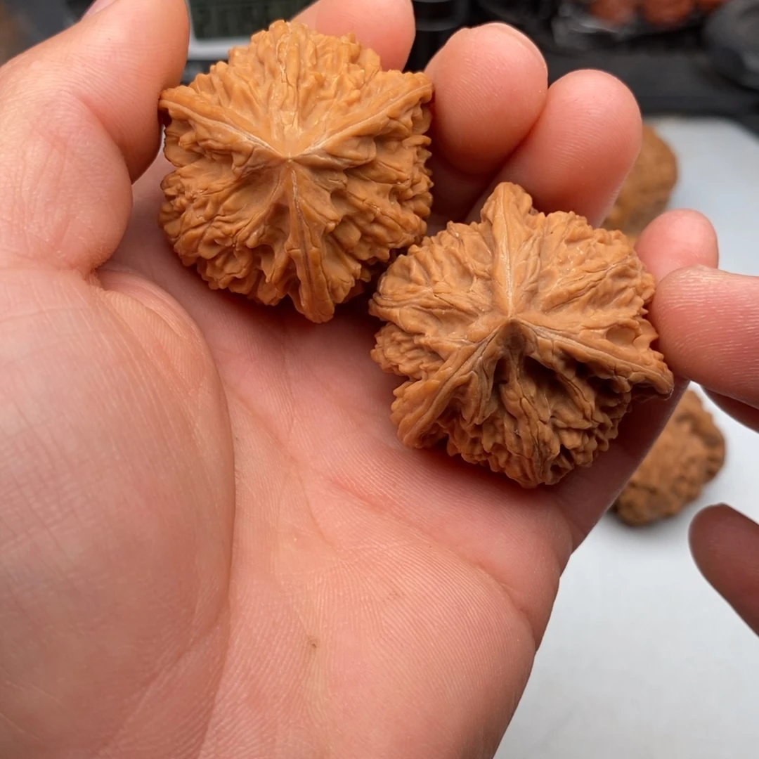 把件文玩核桃41三棱