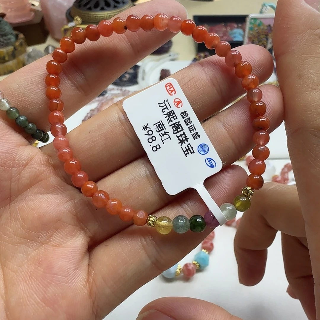 水晶手链未镶嵌南红