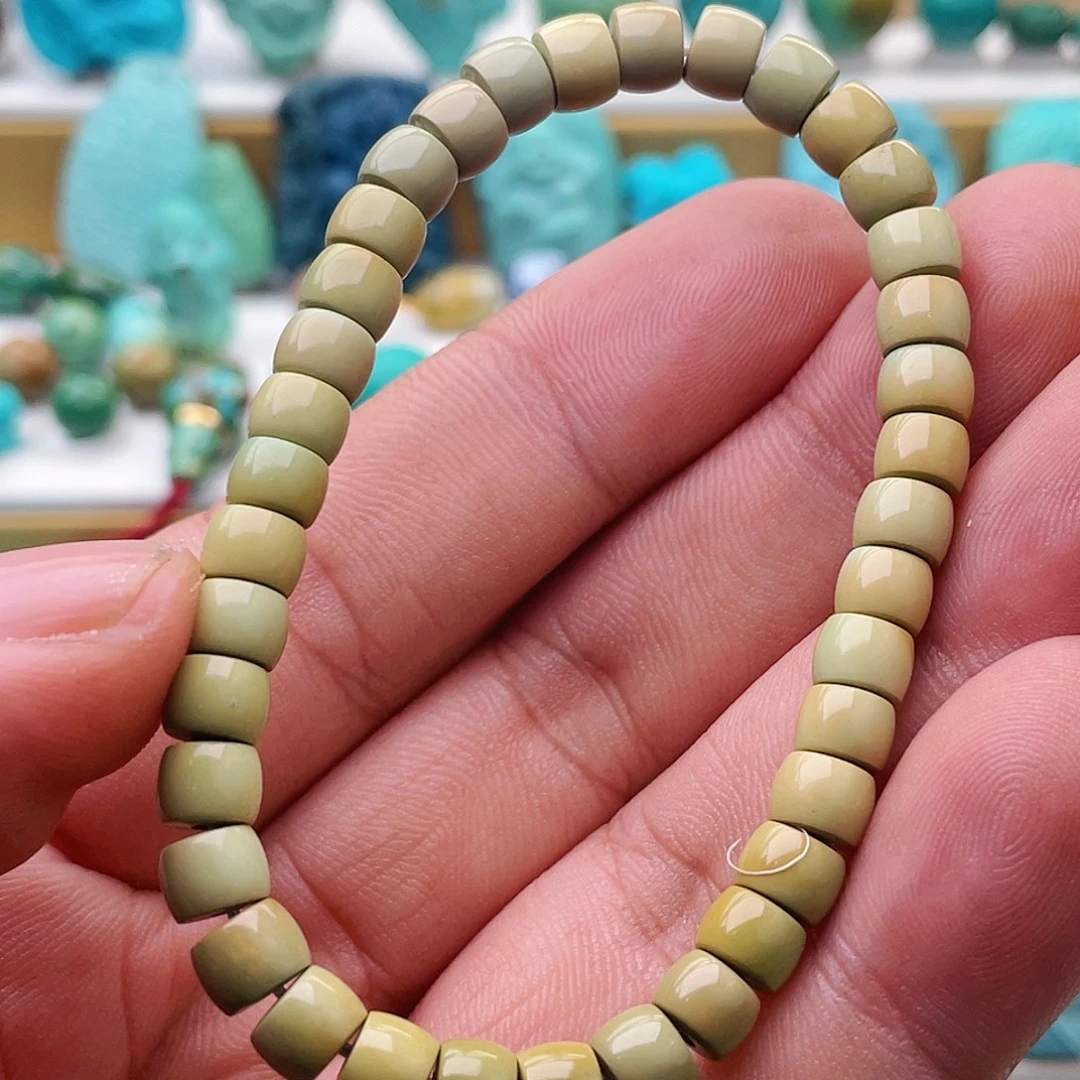 绿松石未镶嵌原矿