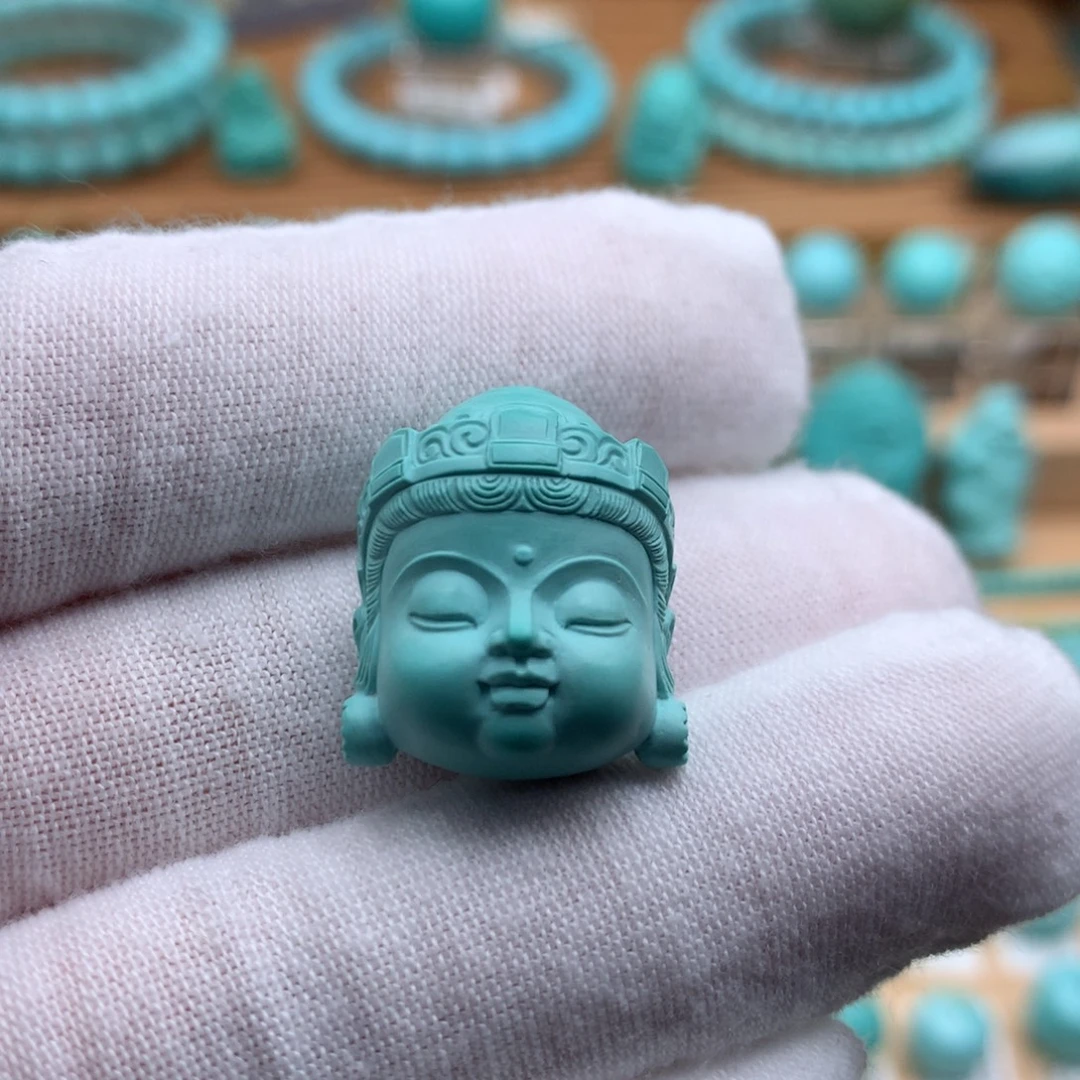 绿松石未镶嵌珠宝奇石