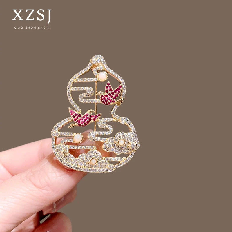 铜锆石胸针 新中式复古国风镂空葫芦别针轻奢高档设计感胸花配饰