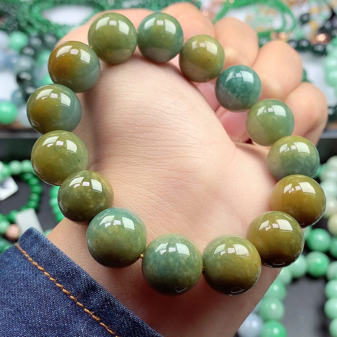 翡翠颈饰未镶嵌手串