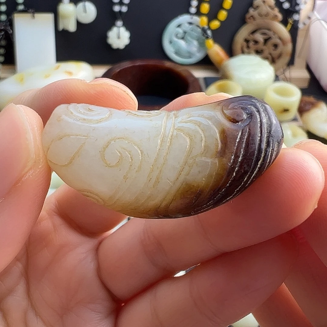 和田玉未镶嵌挂件