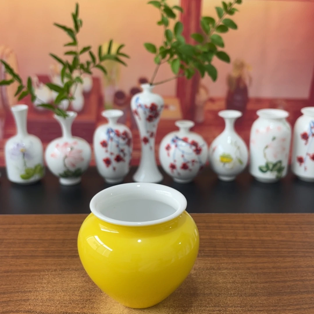 景德镇小花瓶等着你