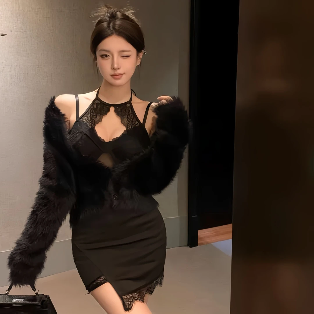 三角形连体衣美背新年辣妹内搭胸垫镂空吊带纯欲性感洋气挂脖