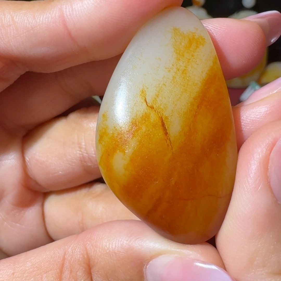 凡***人和田玉未镶嵌挂件