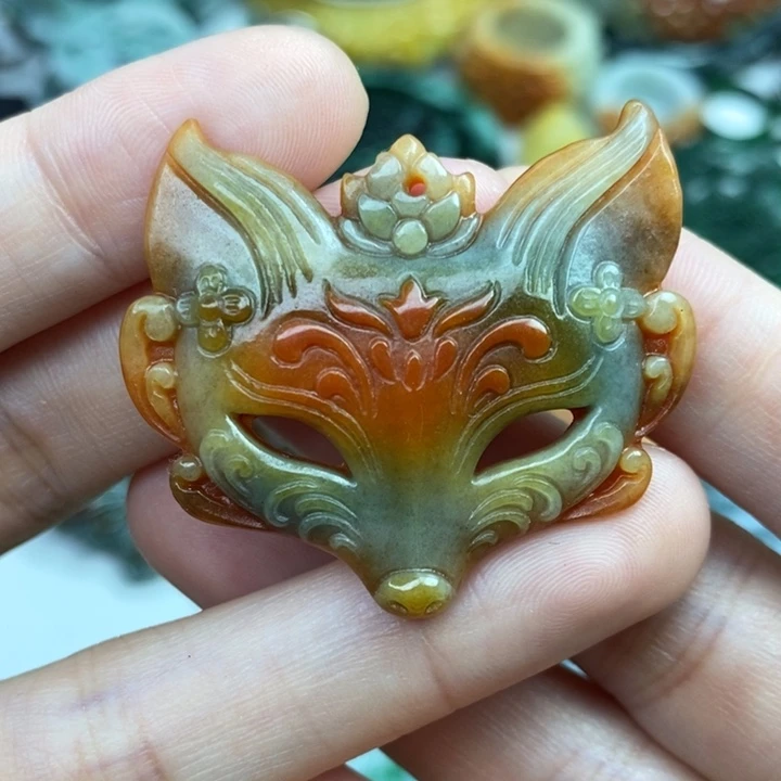 颈饰未镶嵌翡翠吊坠