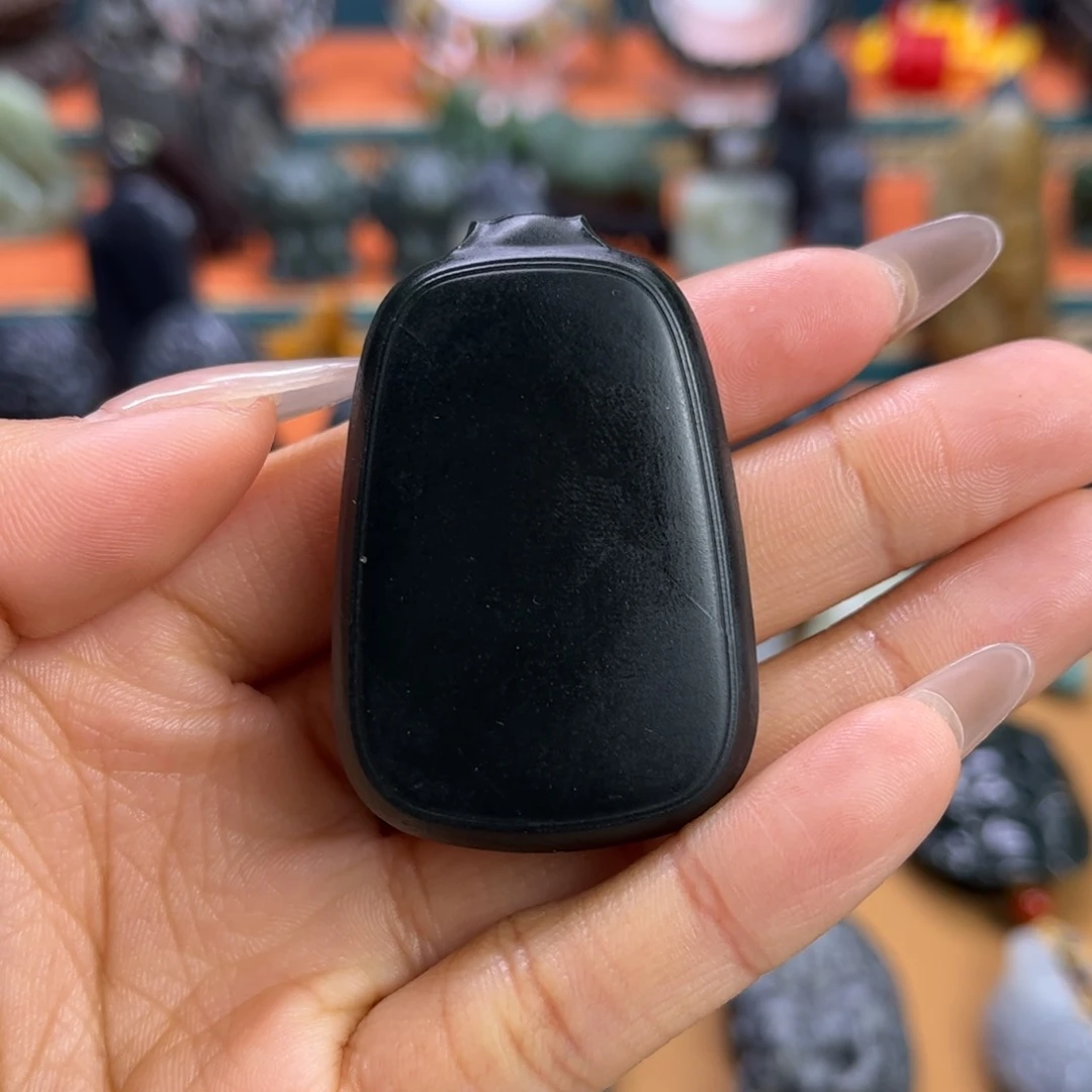 未镶嵌和田玉挂件