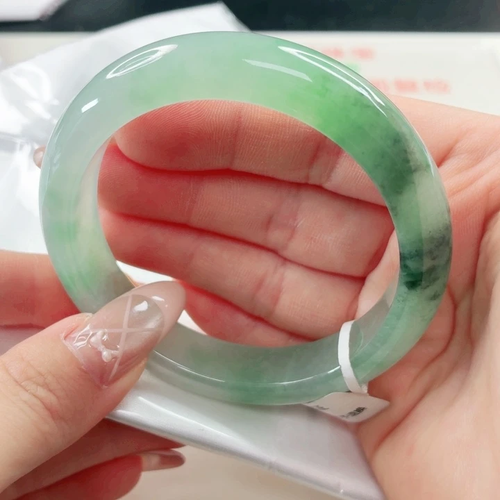 漫***漫翡翠未镶嵌手镯58x575