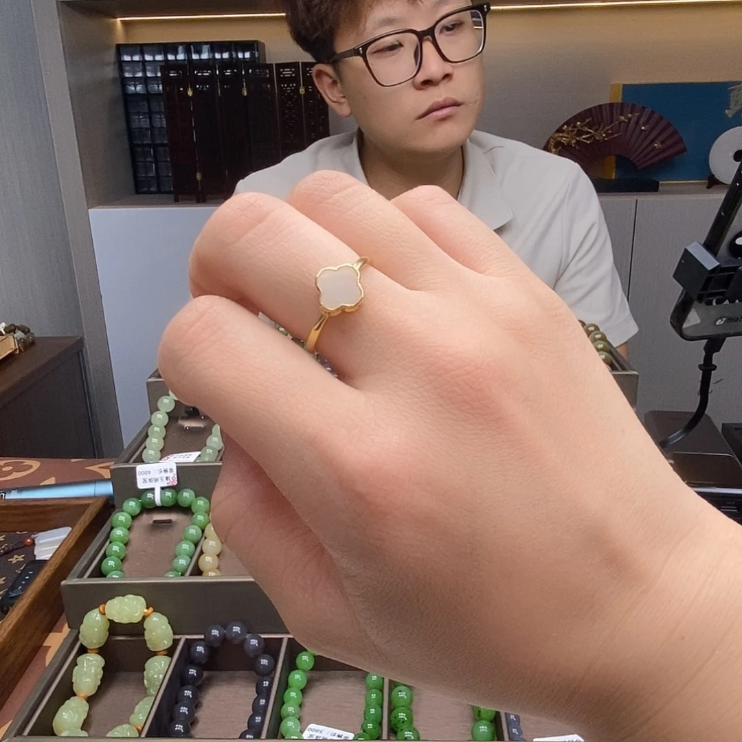 未镶嵌手串和田玉白玉戒指