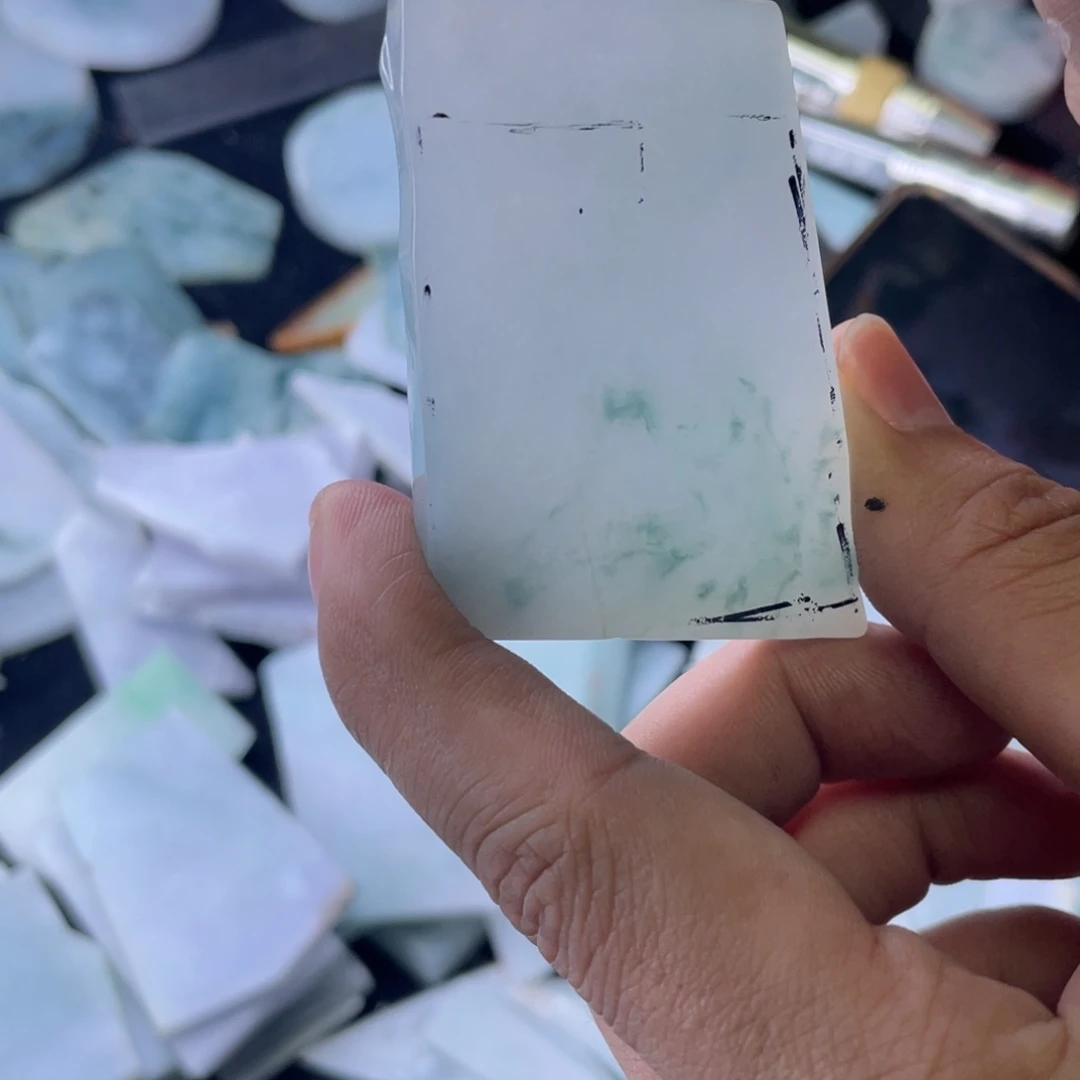 未镶嵌定制翡翠