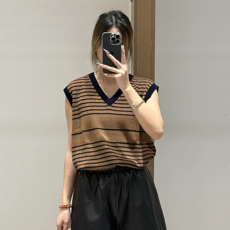 【现货】FIZZFLY | 25冬季设计师品牌新款拼色条纹羊毛马甲